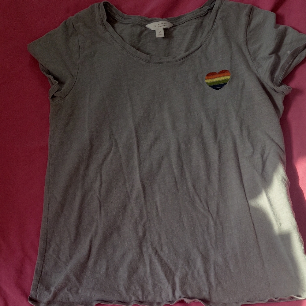LC Lauren‎ Conrad Gray Tee with Rainbow Patch